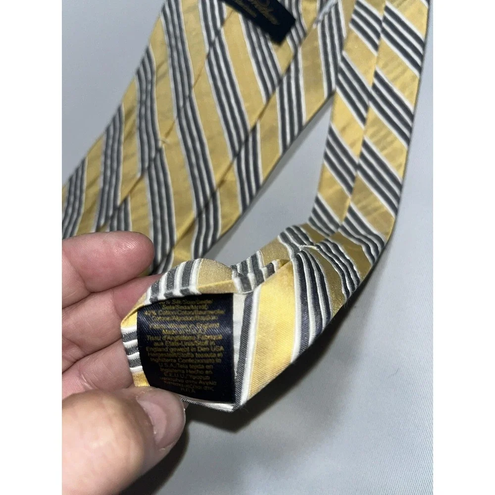 Brooks Brothers VTG Tie Blue &‎ Yellow Striped
